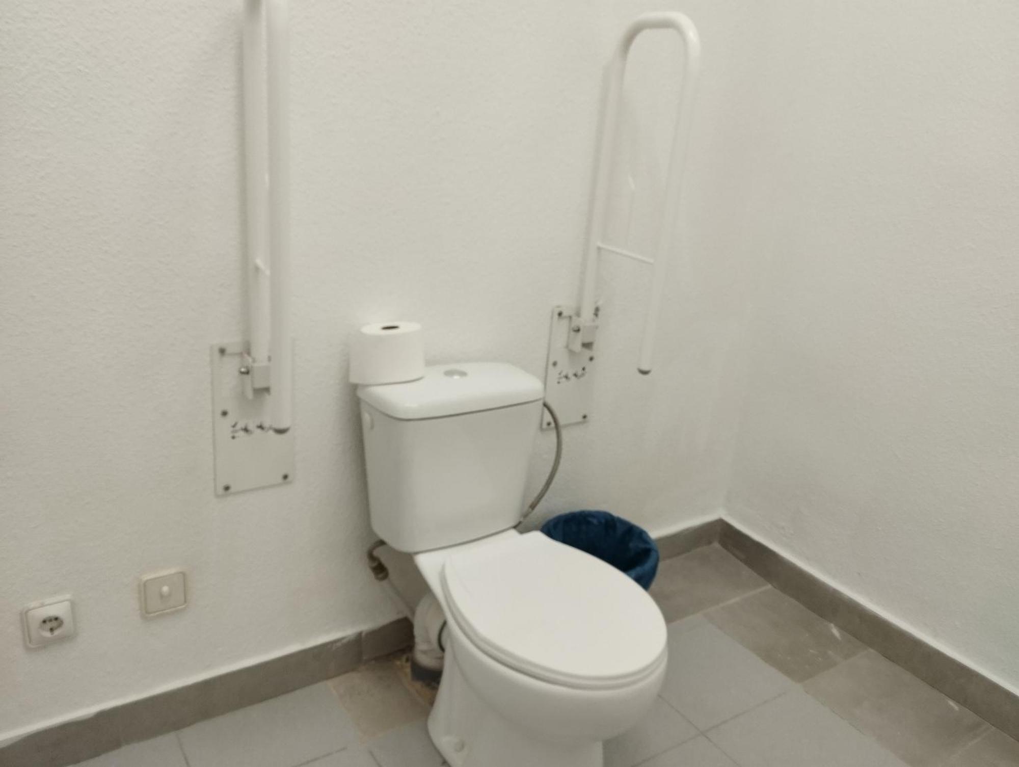 Hostel M Torres Madrid Bagian luar foto